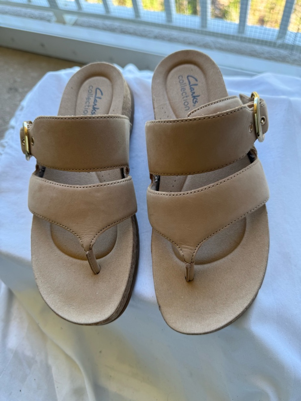 MWOT - Clark’s Reileigh Park W/Double Strap. Leather Upper, adj Gold Tone Buckle